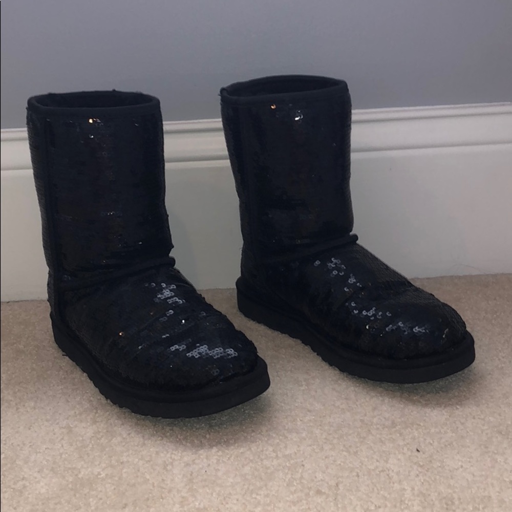 UGG Women’s Classic Short Cosmos Sequin Boots